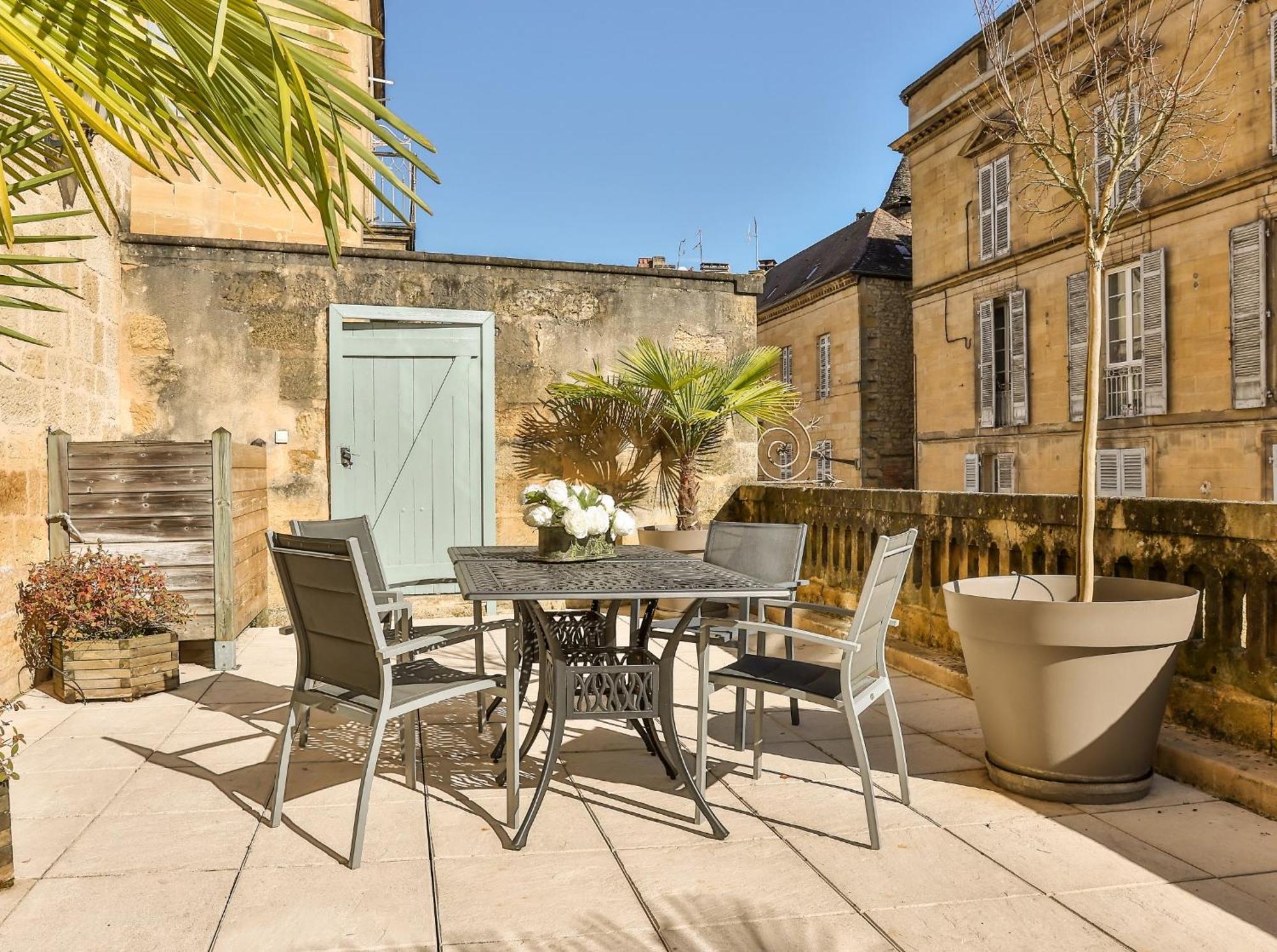 La Villa Des Consuls - Gite De Tourisme De Charme Sarlat-la-Caneda Phòng bức ảnh
